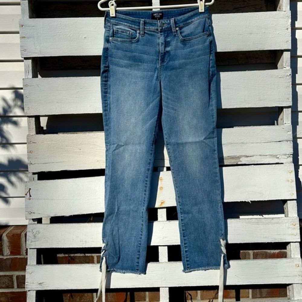 EUC, NYDJ Lace-Up Ankles Jeans